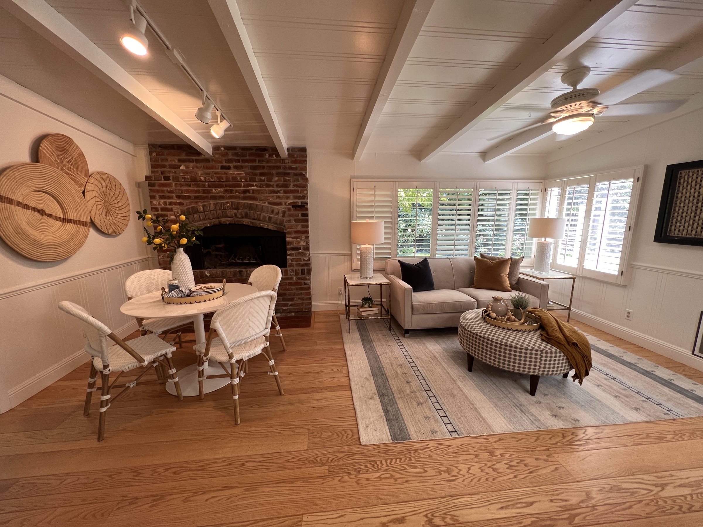 Living & Family Rooms, image 6